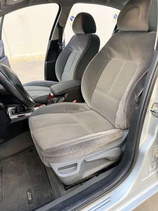 * Peugeot 407 2.0HDi * ST COMFORT *