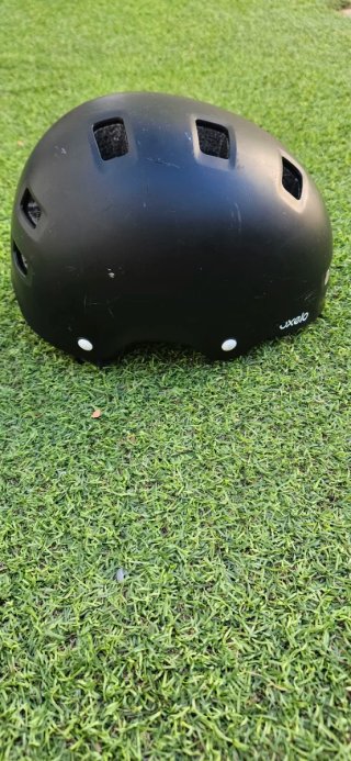 Casco Skate/Bici/Ski Negro