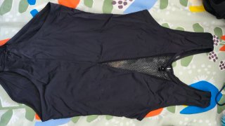 Bañador negro con rejilla talla S