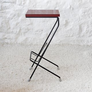 Tavolino ausiliario Mid-Century con porta riviste anni '60