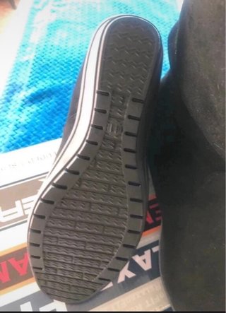 Botines con cuña de la talla 41 en antelina negra.