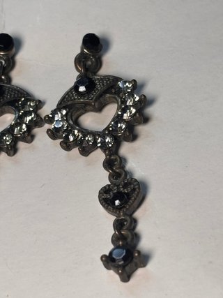 Pendientes Corazón Gótico Negro Vintage