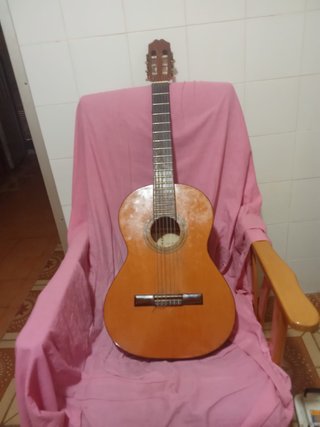 Guitarra Española Clásica de más de 30 años