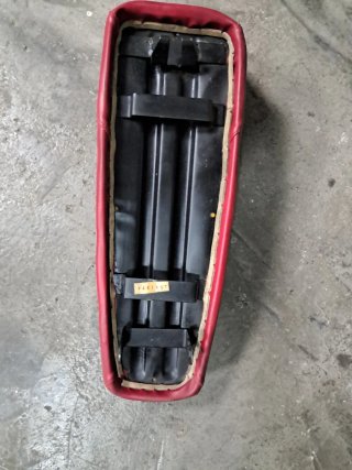 Sillín Derbi Varian MT Felino Rojo