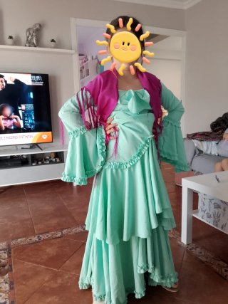 (LOTE)VESTIDOS DE FLAMENCAS CON ASESORIOS Y COMPLE