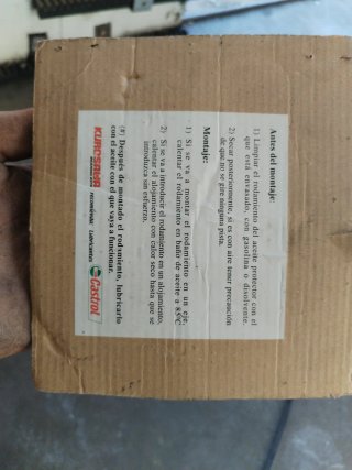 Kit retenes y rodamientos am6 y otro para derbi