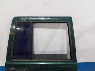PUERTA TRASERA DERECHA CHRYSLER JEEP GR.CHEROKEE
