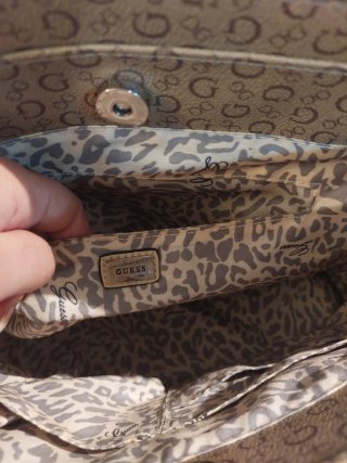 Precioso bolso GUESS