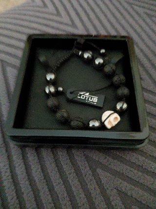 Pulsera Lotus Calavera y Piedras