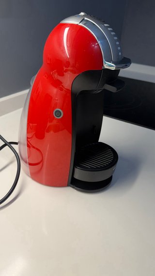 Cafetera Dolce Gusto Automática Roja