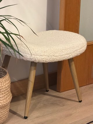 Banco pequeño tela y madera