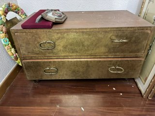 Baúl vintage metal y madera