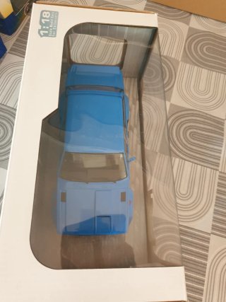 Coche de colección Solido Fiat 131 Abarth azul