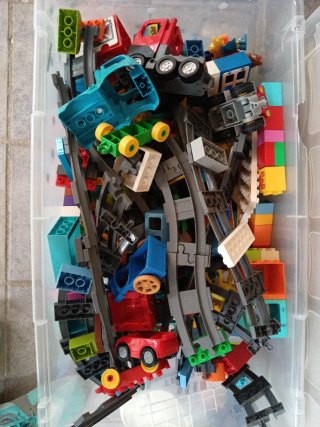 Lego Duplo - Blocchi e Binari del Treno
