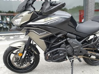 KAWASAKI VERSYS 650 ABS 23' con 20000 km