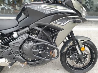KAWASAKI VERSYS 650 ABS 23' con 20000 km