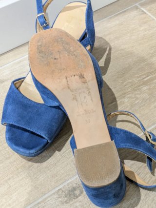 Sandalias de tacón azul para mujer