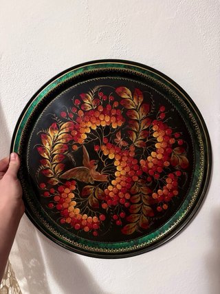 Vassoio decorato con uccello e bacche Stile khoklo