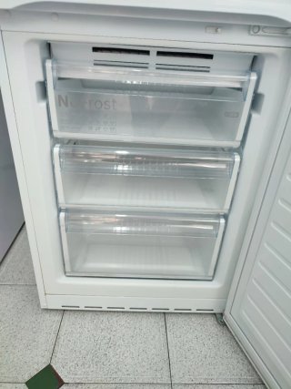 Nevera combi marca Bosch 185/60cm A+ con garantía
