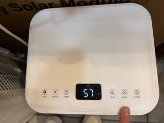 Deumidificatore Digitale Air Pro 12L/giorno - Serbatoio Grande 2L, Modalità Standby, Timer 24 Ore per Asciugare Vestiti, Camere da Letto, Cantine, Garage e Cucine