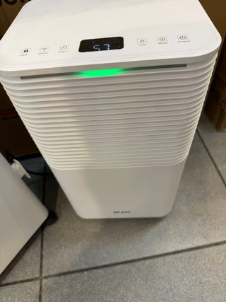 Deumidificatore Digitale Air Pro 12L/giorno - Serbatoio Grande 2L, Modalità Standby, Timer 24 Ore per Asciugare Vestiti, Camere da Letto, Cantine, Garage e Cucine