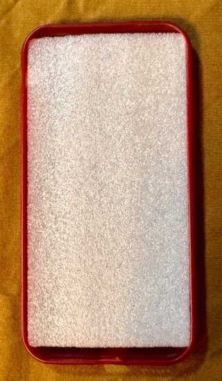 Funda iPhone 11 Silicona, color fucsia, nueva
