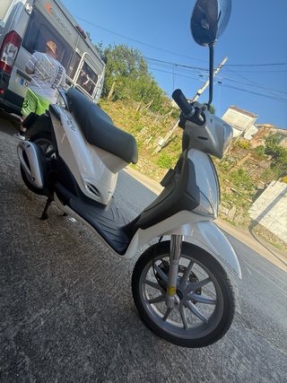 Piaggio Liberty 125 Blanca