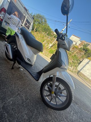 Piaggio Liberty 125 Blanca