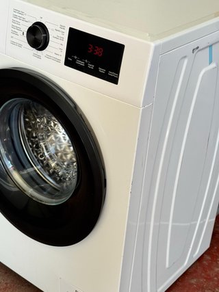 LAVADORA HISENSE DE CARGA FRONTAL 8 KILOS