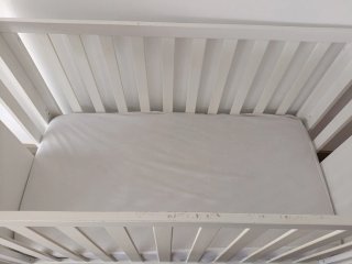 Cuna Aloha convertible en cama, con colecho