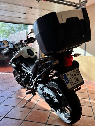 Triumph Tiger 800 ABS A
