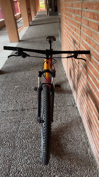 Trek Marlin 7- Color Pro Team