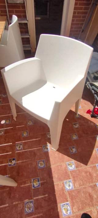 Conjunto mesa y sillas jardín