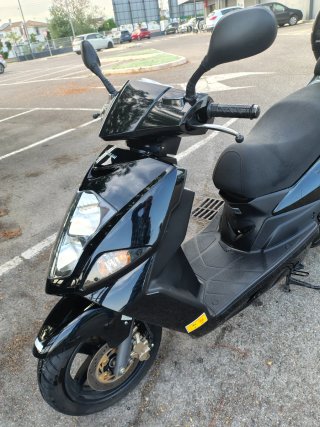 Scooter Daelim S1 125cc Negra