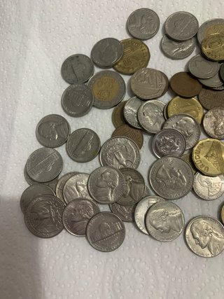 Lote de monedas de diferentes países