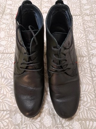 Botines JTex Piel Negra Tacón 39