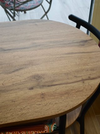 Conjunto mesa y 2 sillas