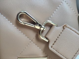 Bolso Lola Casademunt Beige Acolchado
