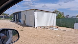 Soi albañil y pintor fontanero ago trabajos por ta