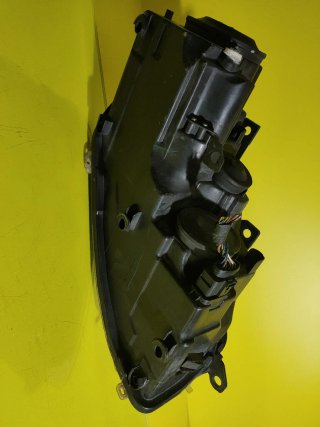 Faro Izquierdo VW Golf VI