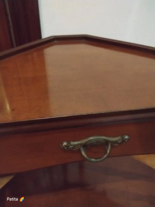 Mesita rinconera vintage madera
