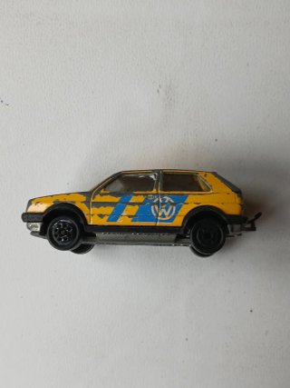 Miniatura Coche Volkswagen Golf GTI Majorette