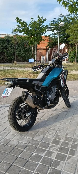 CFMOTO 450MT