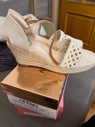 Sandalia cuña