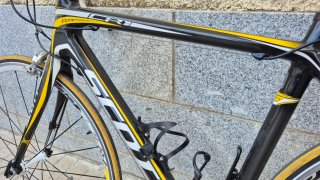 Bici Scott CR1 30 Carbono