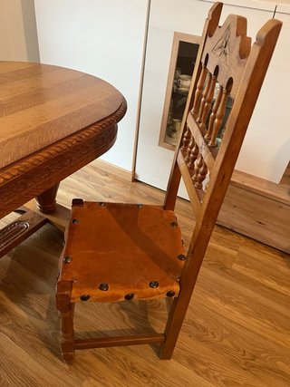 Mesa de comedor rústica y 6 sillas