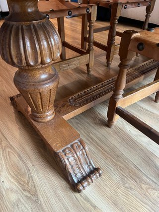 Mesa de comedor rústica y 6 sillas