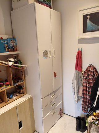 Muebles habitación infantil.