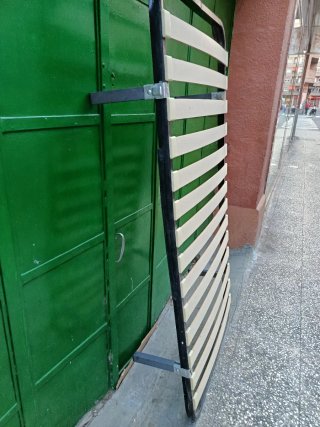 Somier de lamas metálico y madera