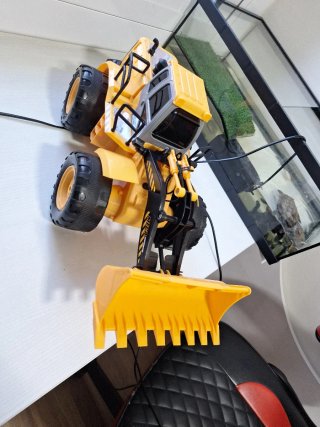 Camión Grúa Teledirigido Amarillo